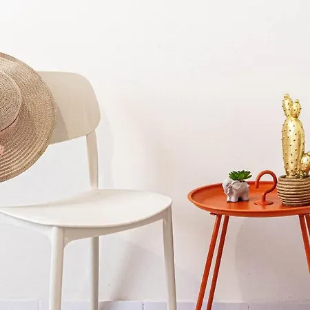 32 - & Access Himarë