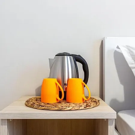 32 - & Access Himarë