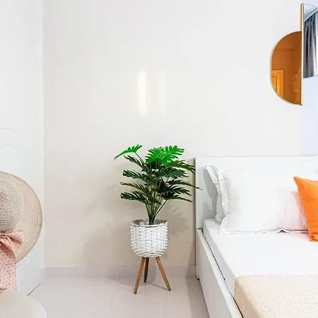 Apartment 32 - & Access *
